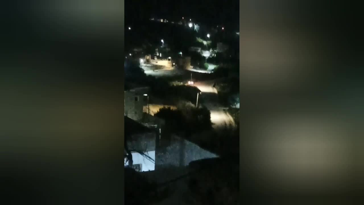 Israeli Forces Kidnaps Palestinians during West Bank Raids