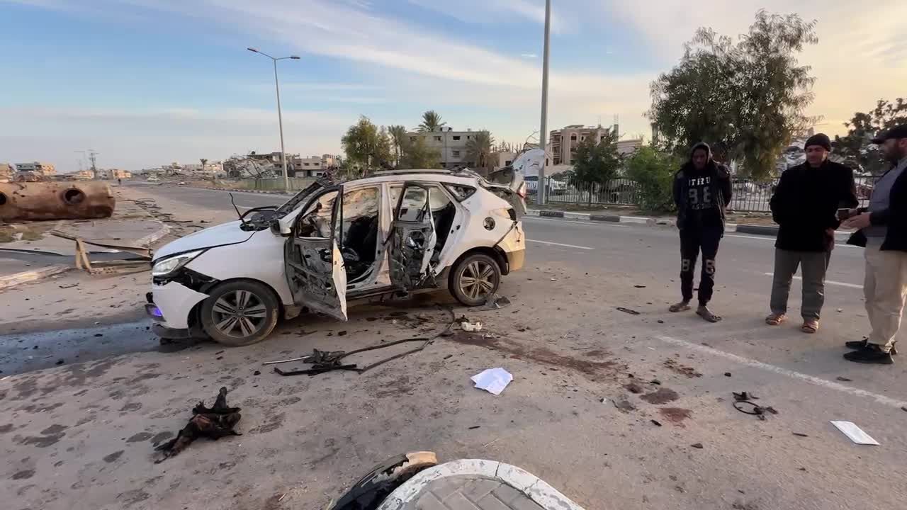  5 شهداء من عناصر تأمين المساعدات بقصف إسرائيلي استهدف سيارتهم في خانيونس