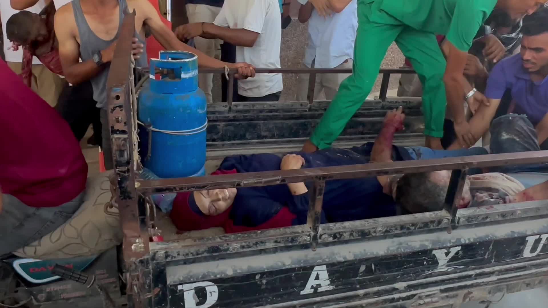 الاحتلال يرتكب 3 مجازر جديدة في غزة وعدد ضحايا العدوان على القطاع يرتفع إلى 38848 شهيدًا