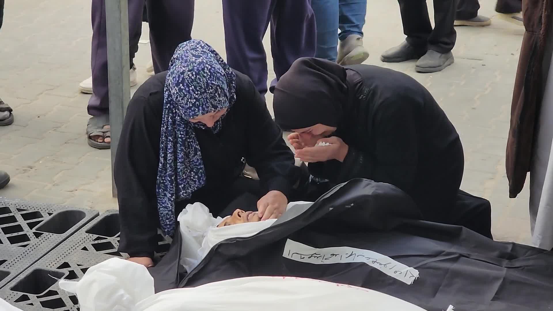 Several Killed, Injured in Israeli Raids on Different Areas Southern Gaza
