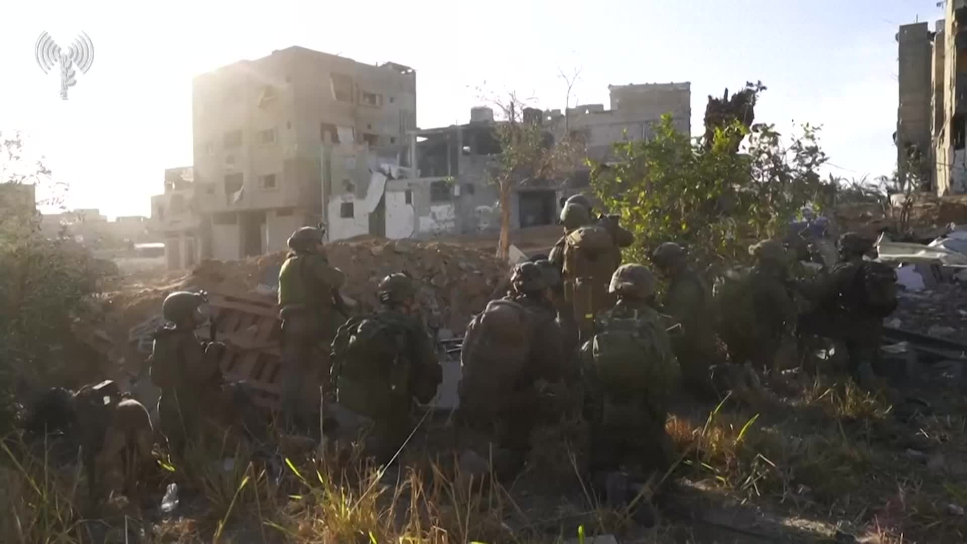The occupation army announces that 38 officers and soldiers were injured by resistance fire in Gaza during the past 24 hours