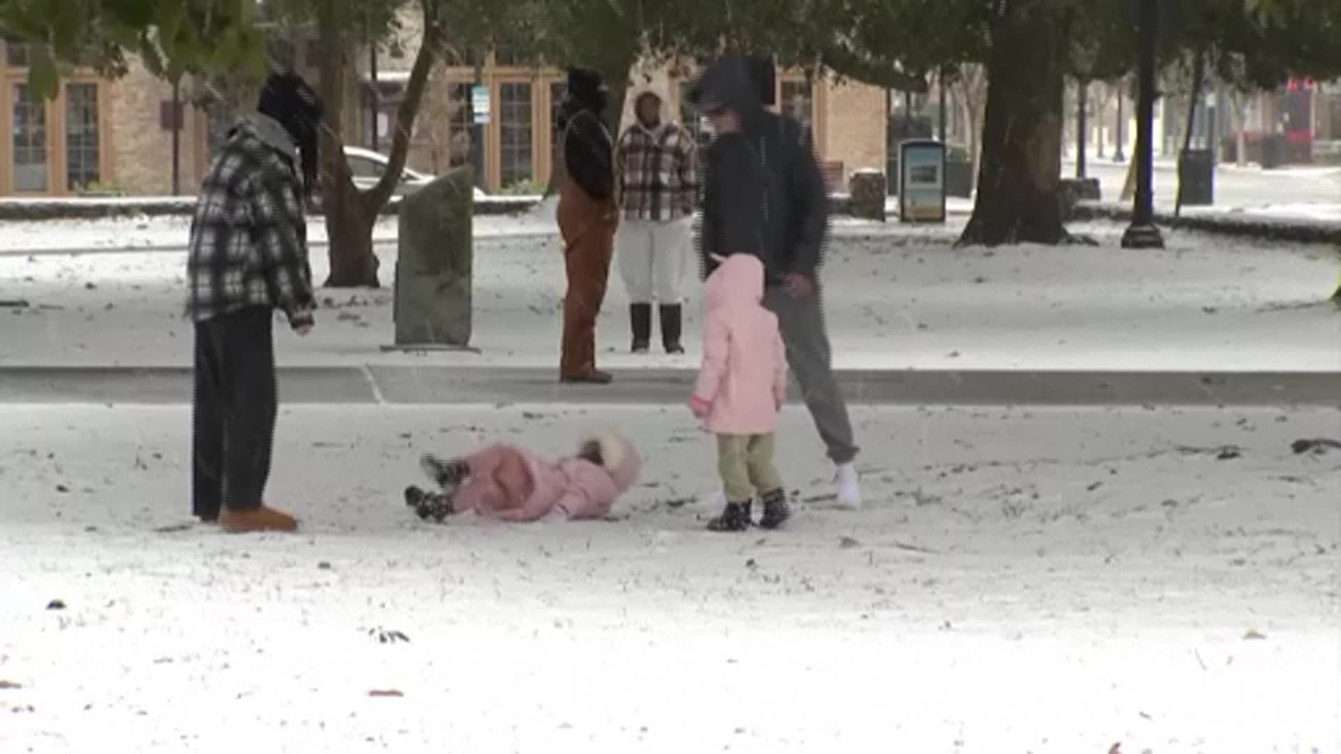 عاصفة ثلجية تضرب عدة مناطق في الولايات المتحدة