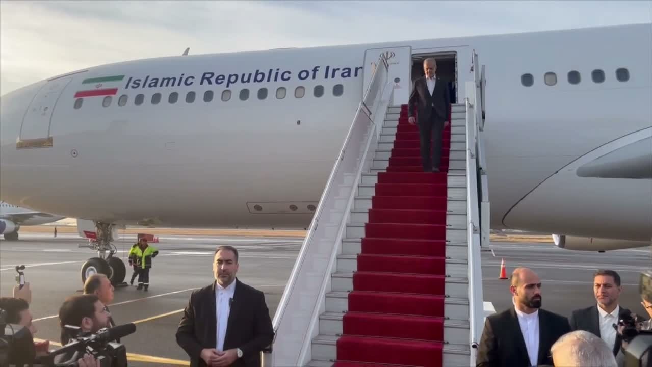 الرئيس الإيراني مسعود بزشكيان يصل إلى يريفان للمشاركة في قمة التنوع البيولوجي