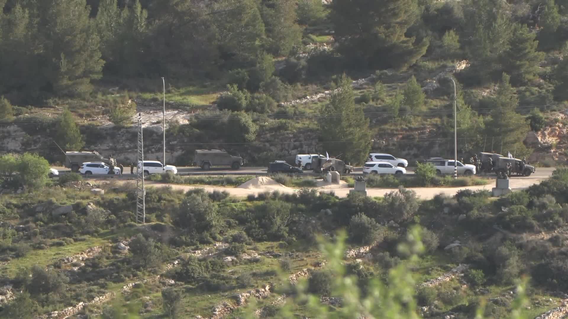 Seven Israeli Settlers Injured in a Shooting Operation in Ramallah, West Bank