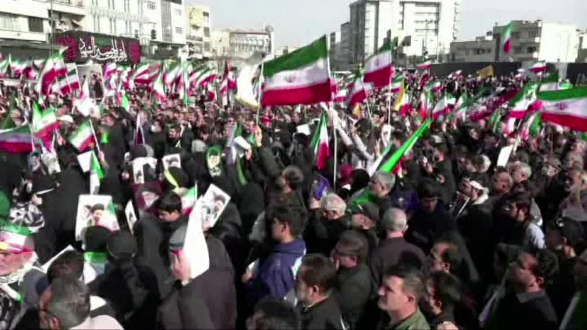 طهران تشهد مراسم مبايعة شعبية لآية الله السيد مجتبى الخامنئي وسط الحرب مع أمريكا وإسرائيل