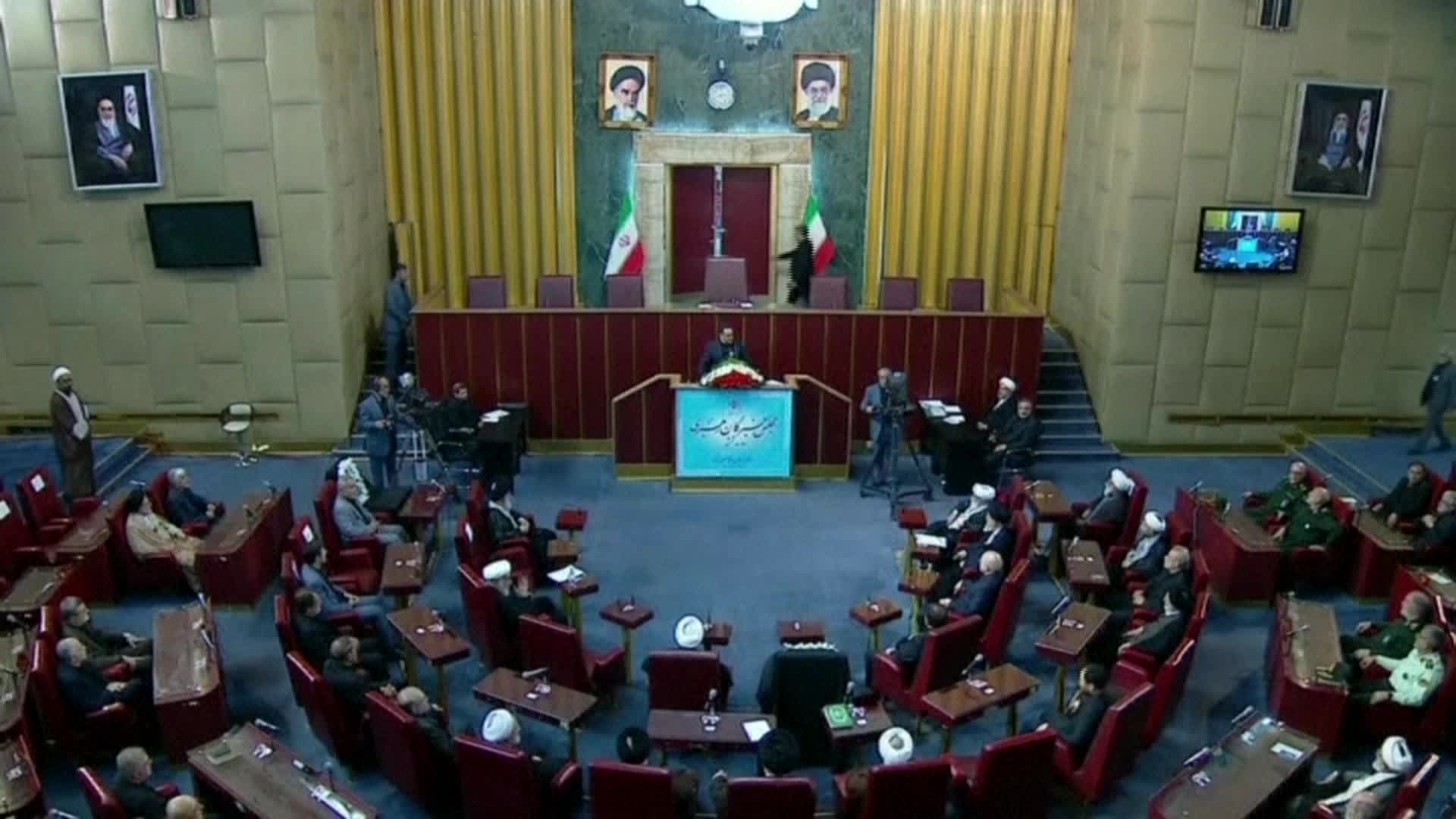 موحدي كرماني رئيساً لمجلس خبراء القيادة في إيران
