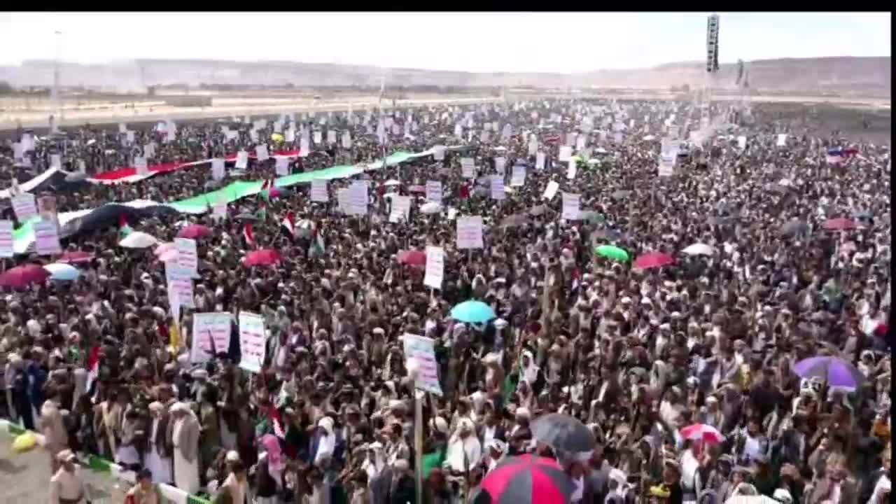 تظاهرة حاشدة في صعدة نصرة لفلسطين تحت شعار "معركتنا مستمرة حتى تنتصر غزة"